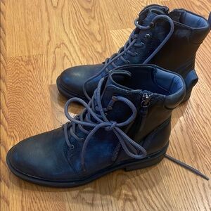 Baretrap Stylish Dark Gray Faux Boots size 7.5 excellent condition (PB)